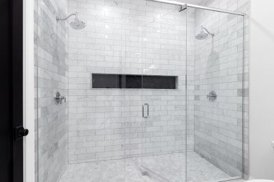 Dual Shower Area